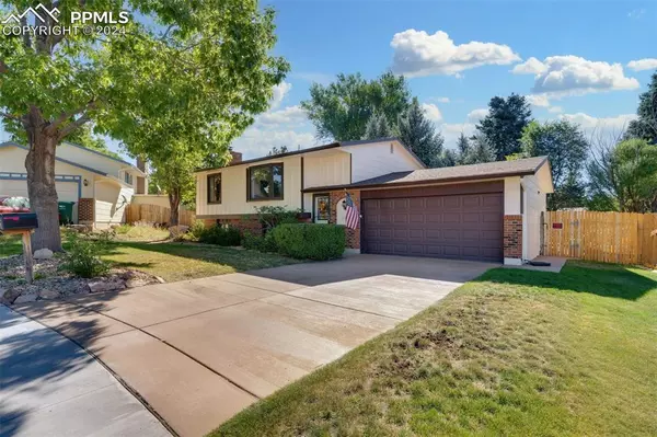 Colorado Springs, CO 80918,3025 Vickers DR