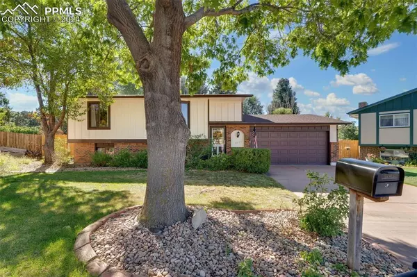 Colorado Springs, CO 80918,3025 Vickers DR