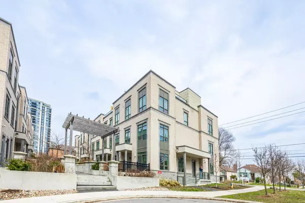 50 Holmes AVE #7, Toronto C14, ON M2N 4W5