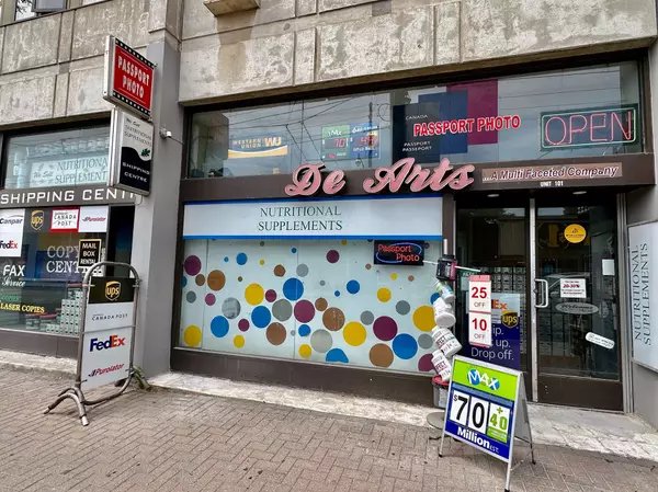 Toronto E01, ON M4L 3B6,300 Coxwell AVE #101