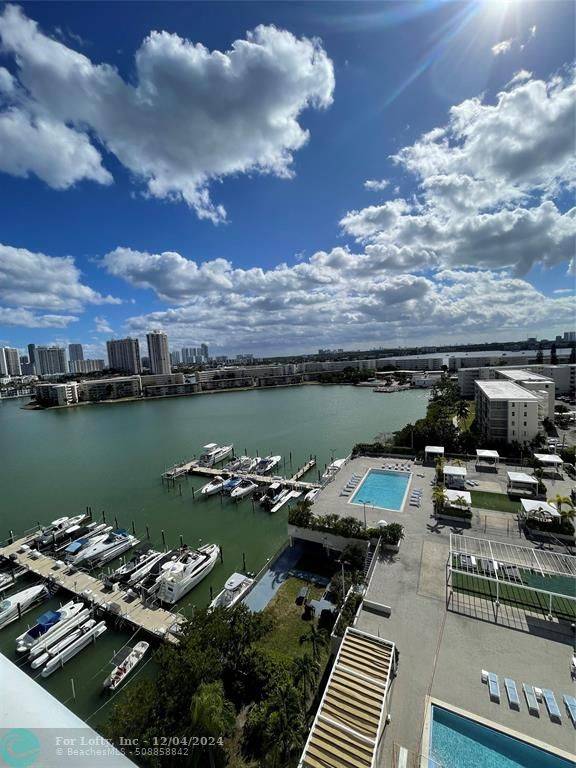 North Miami Beach, FL 33160,18071 Biscayne Blvd  #1201