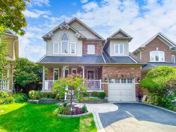 21 Watkins Glen CRES, Aurora, ON L4G 7P3