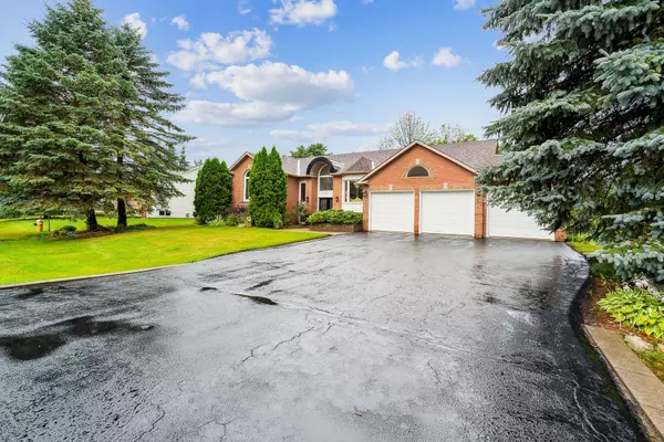 22 Lamont Creek DR S, Wasaga Beach, ON L9Z 1J9