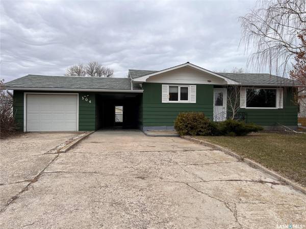 304 4th STREET W, Wynyard, SK S0A 4T0