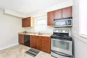 Niagara Falls, ON L2G 3C4,7150 Douglas CRES