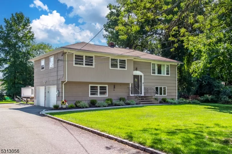 24 Cole Rd, Fairfield Twp., NJ 07004