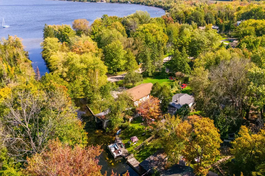 31 Jubbs Shore RD, Kawartha Lakes, ON K0M 1N0