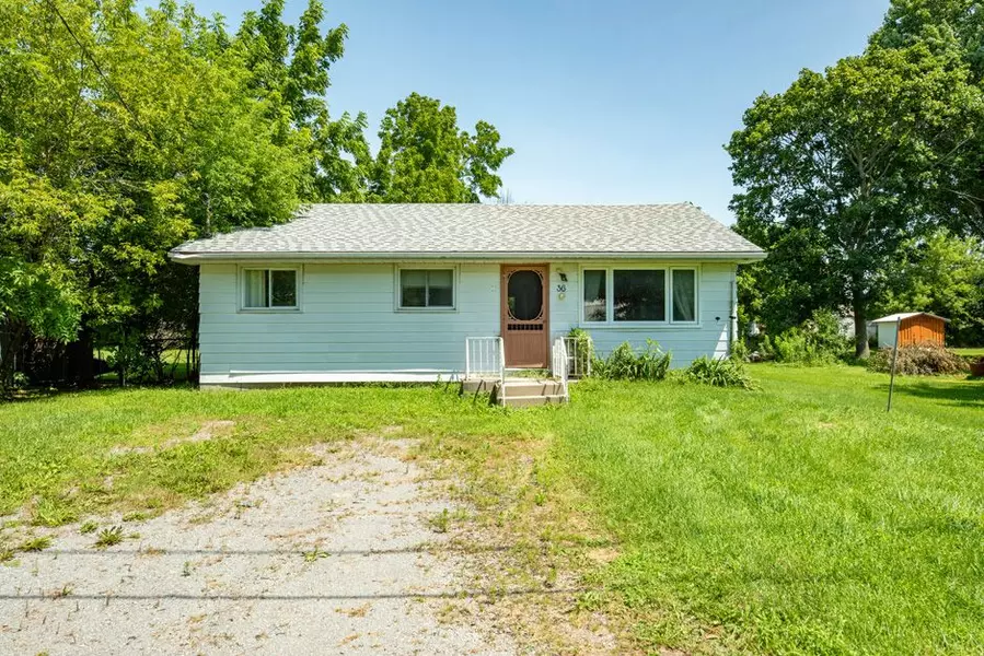 36 Squires ST, Prince Edward County, ON K0K 1T0