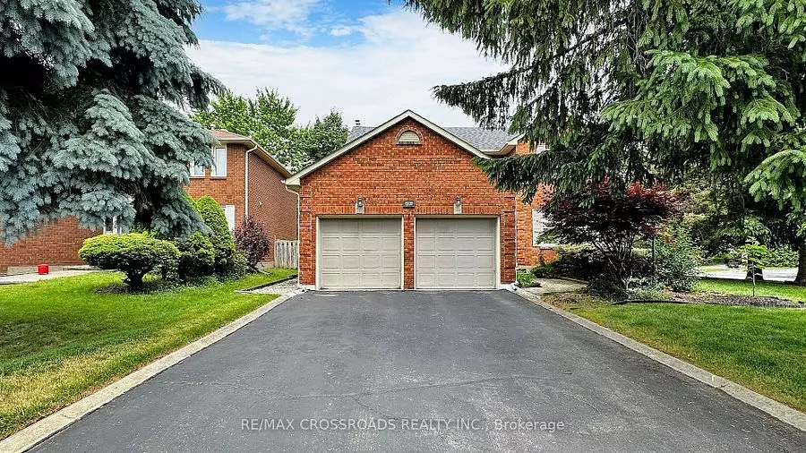 Markham, ON L3R 7R6,52 Fairholme DR