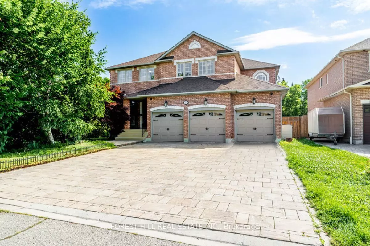 Richmond Hill, ON L4C 0M3,23 Marinucci CT