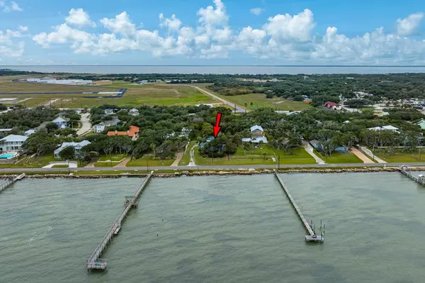 Rockport, TX 78382,1701 N Fulton Beach Rd