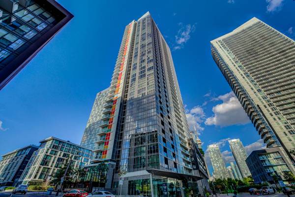 85 Queen's Wharf RD #802, Toronto C01, ON M5V 0J9