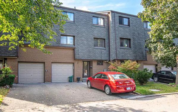 1370 Fieldlight BLVD #8, Pickering, ON L1V 2S7