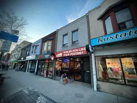 Toronto E03, ON M4K 1R1,588 Danforth AVE