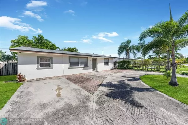 Deerfield Beach, FL 33441,641 SW 14th Ct