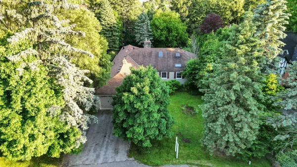 109 Highland LN, Richmond Hill, ON L4C 3S1