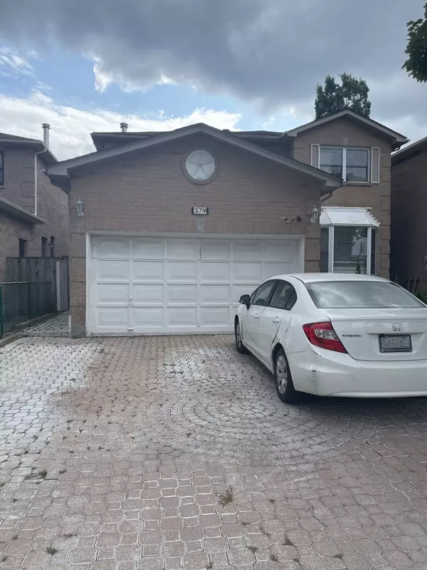 379 Wallenberg CRES, Mississauga, ON L5B 3N1