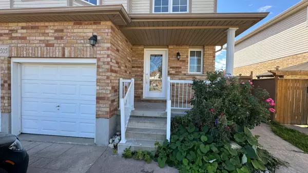 Kitchener, ON N2E 3V6,505 BRIDLEWREATH CT #UPPER