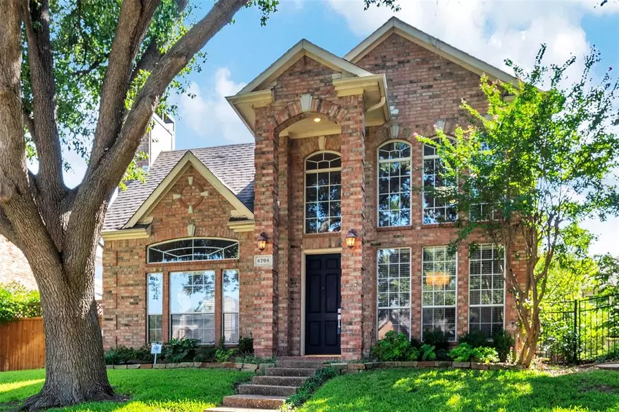 6704 PEBBLE BEACH Drive, Plano, TX 75093