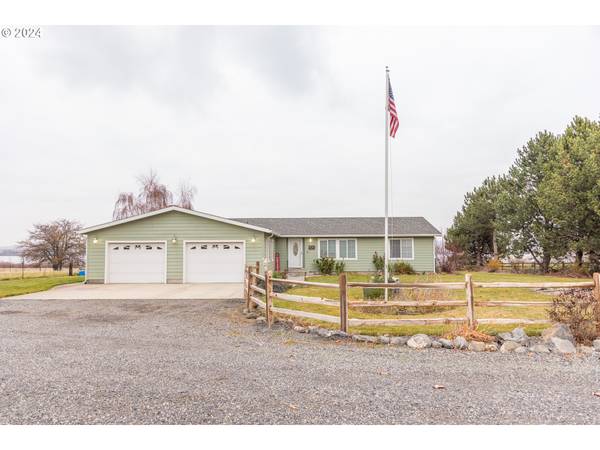 28599 SOUTHSHORE DR, Umatilla, OR 97882