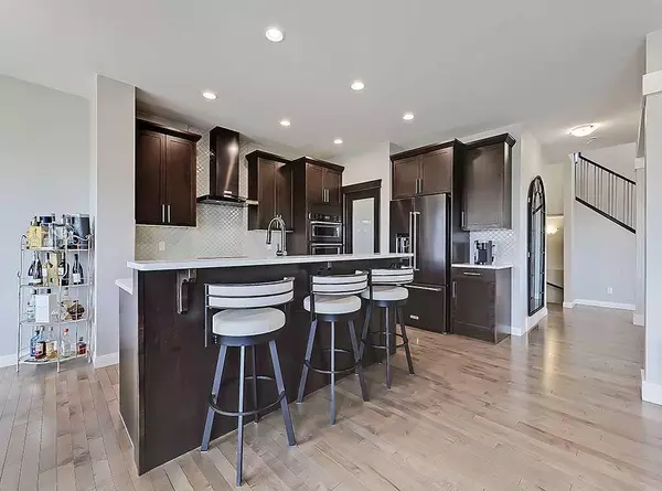 Calgary, AB T3M 0J1,116 Cranarch CRES SE