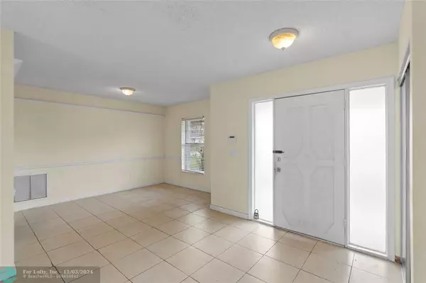 Boca Raton, FL 33428,9741 SW 1st Pl