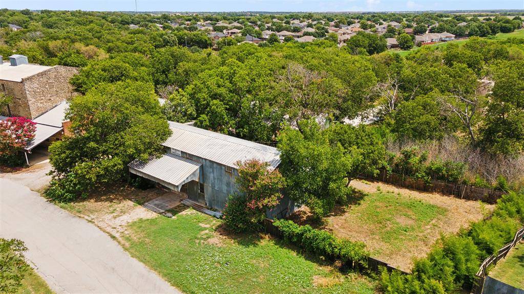 331 Old Mill Road, Rhome, TX 76078