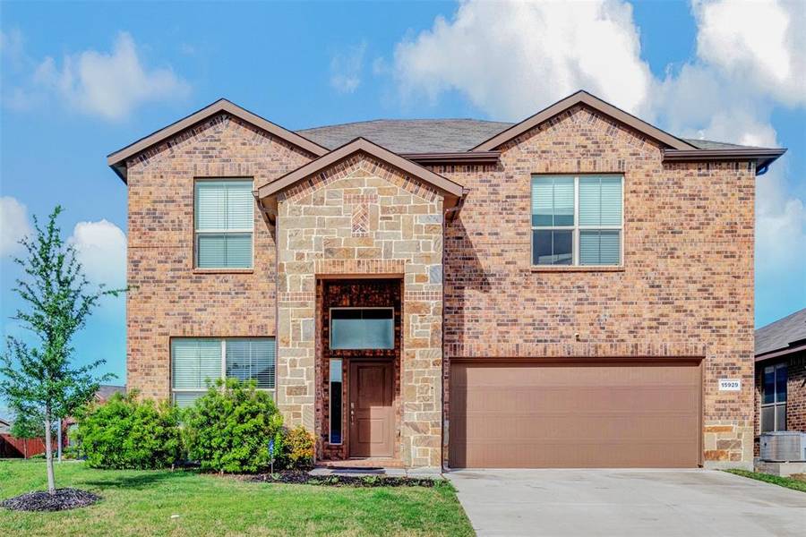 15929 Bronte Lane, Fort Worth, TX 76247