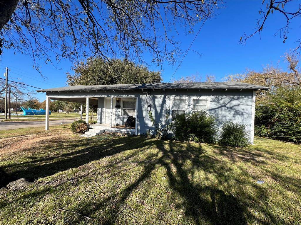 Sulphur Springs, TX 75482,301 Beckham Street E