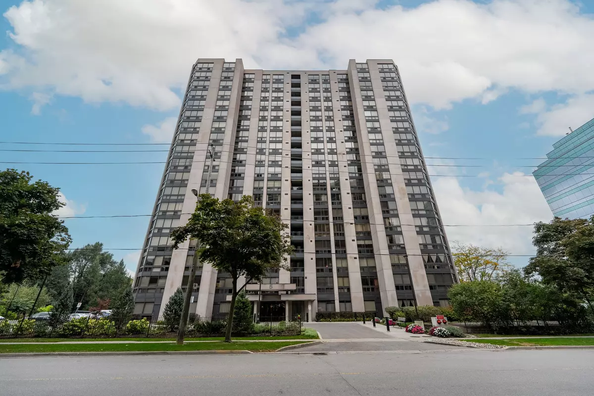 Toronto C14, ON M2N 6M7,5 Kenneth AVE #406