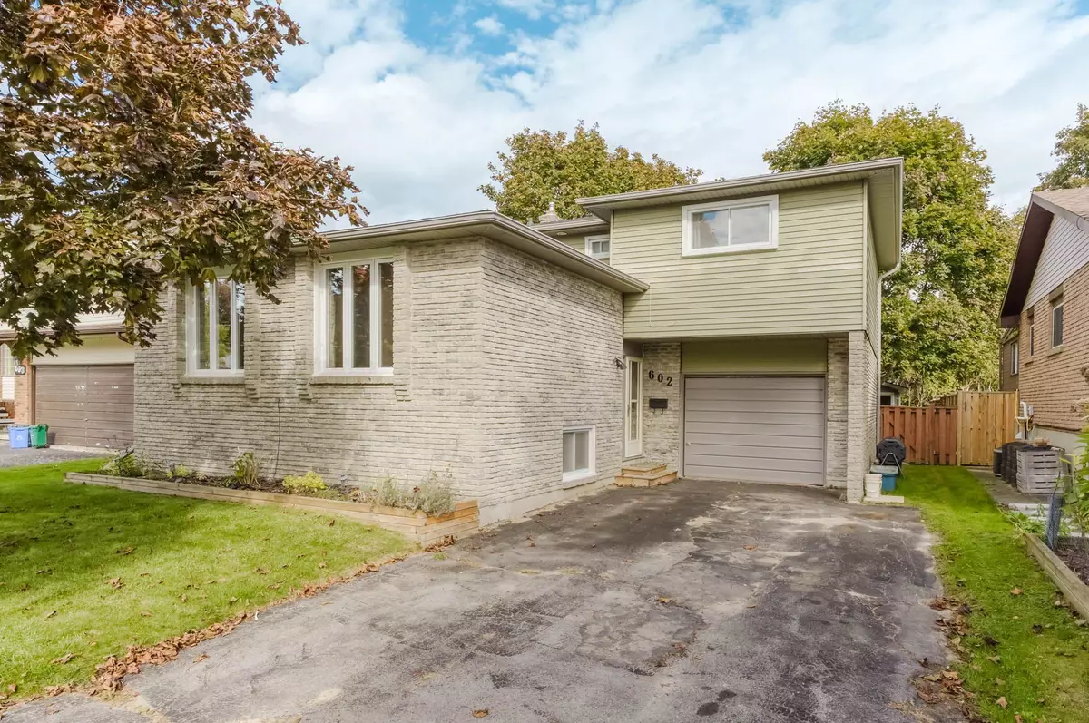 Cobourg, ON K9A 4X8,602 Mackechnie CRES