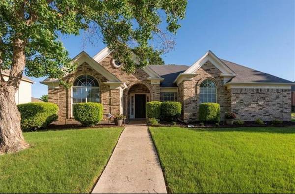 1352 Autumn Trail, Lewisville, TX 75067