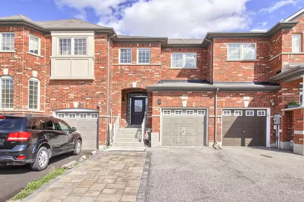 17 Rogers TRL, Bradford West Gwillimbury, ON L3Z 0G4