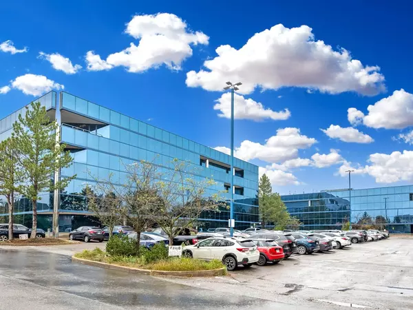 200 Town Centre BLVD #203, Markham, ON L3R 8G5