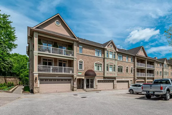 78 Sunset BLVD #211, New Tecumseth, ON L9R 2H5