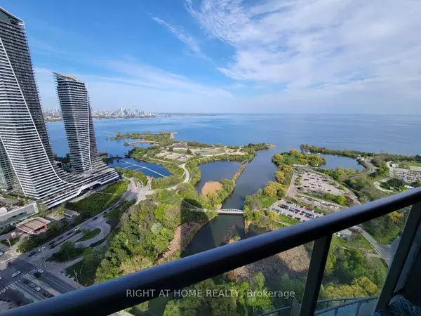 Toronto W06, ON M8V 0B2,2230 Lake Shore BLVD W #4304