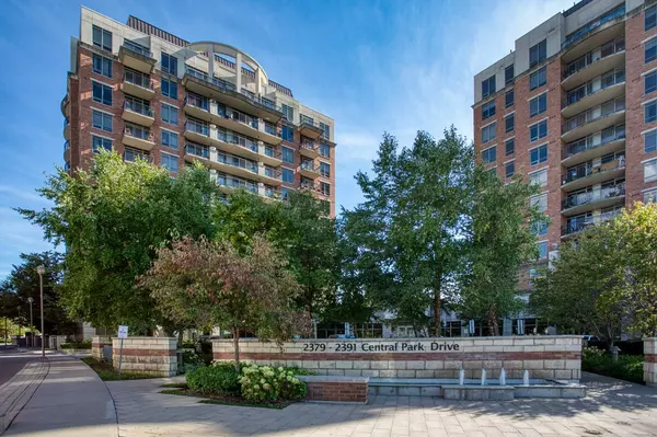 2391 Central Park DR #906, Oakville, ON L6H 0E4