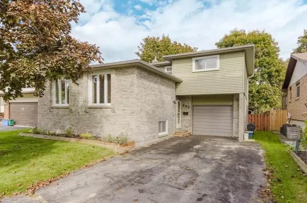 602 Mackechnie CRES, Cobourg, ON K9A 4X8