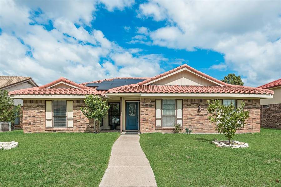 2711 Eagle Pass, Mesquite, TX 75150