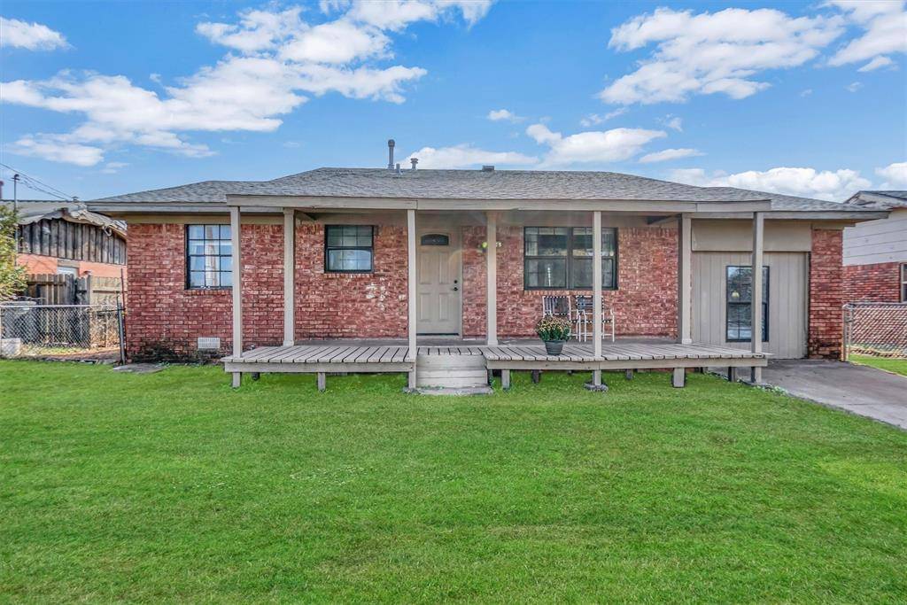 206 Denise Drive, Burns Flat, OK 73647