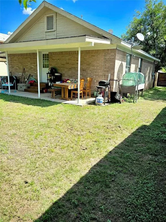 Coleman, TX 76834,512 S Nueces Street