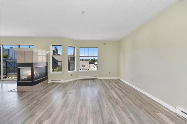 Victoria, BC V8V 3N5,935 Johnson St #401