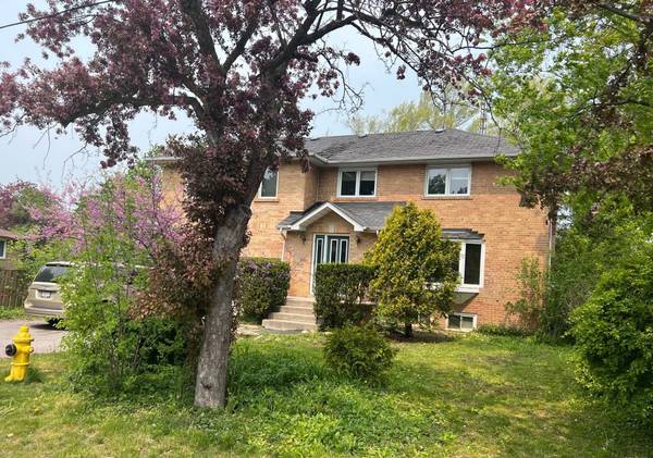 16 Glenelia AVE, Toronto C14, ON M2M 2K7