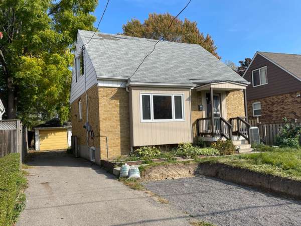 11 Ellington DR #S1, Toronto E04, ON M1R 3X6