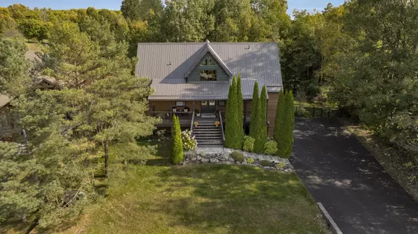 17 Bridle PATH, Oro-medonte, ON L0L 2L0