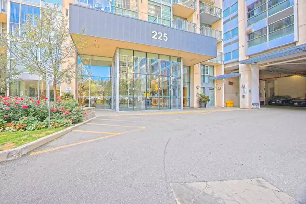 225 Webb DR #2210, Mississauga, ON L5B 4P2