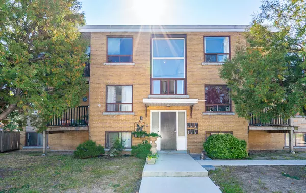 1 Bexley CRES, Toronto W03, ON M6N 2P6