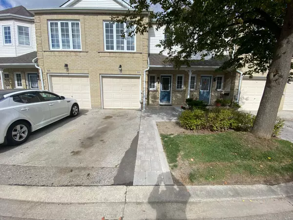 55 Hartnell SQ #28, Brampton, ON L6S 5W8