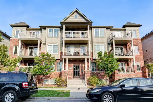 141 Isaac Devins BLVD #6, Toronto W05, ON M9M 0C4