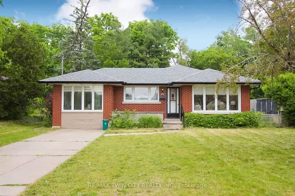 284 Cedar CRES,  Cambridge,  ON N1S 1X1